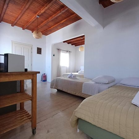 Manos Rooms Mykonos Town Exterior photo