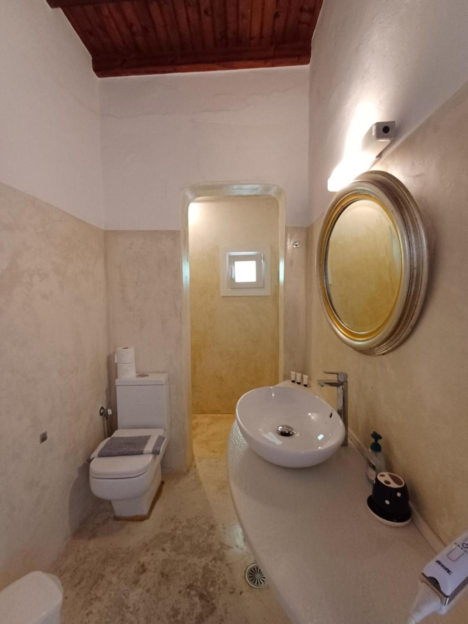 Manos Rooms Mykonos Town Exterior photo