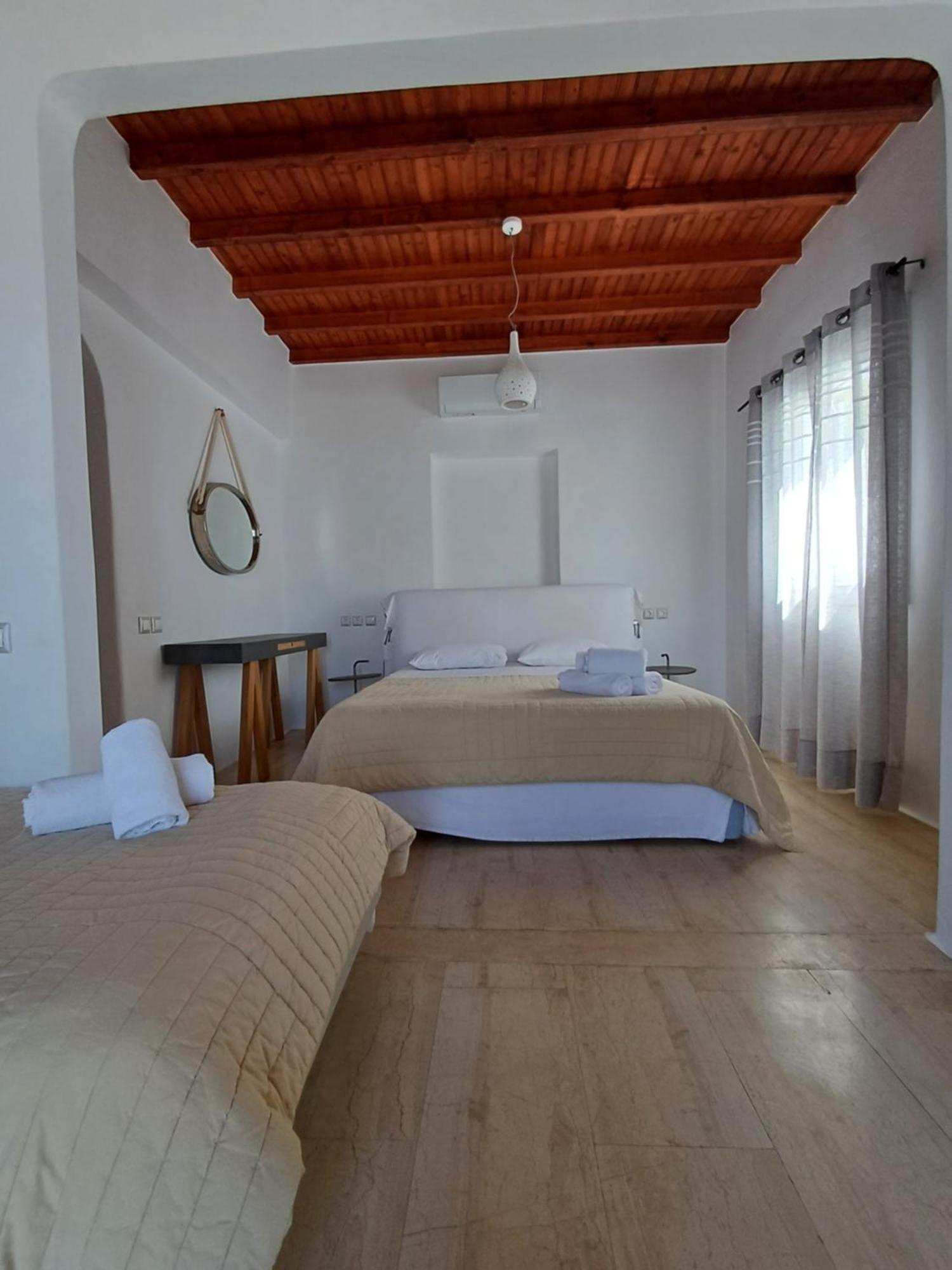 Manos Rooms Mykonos Town Exterior photo