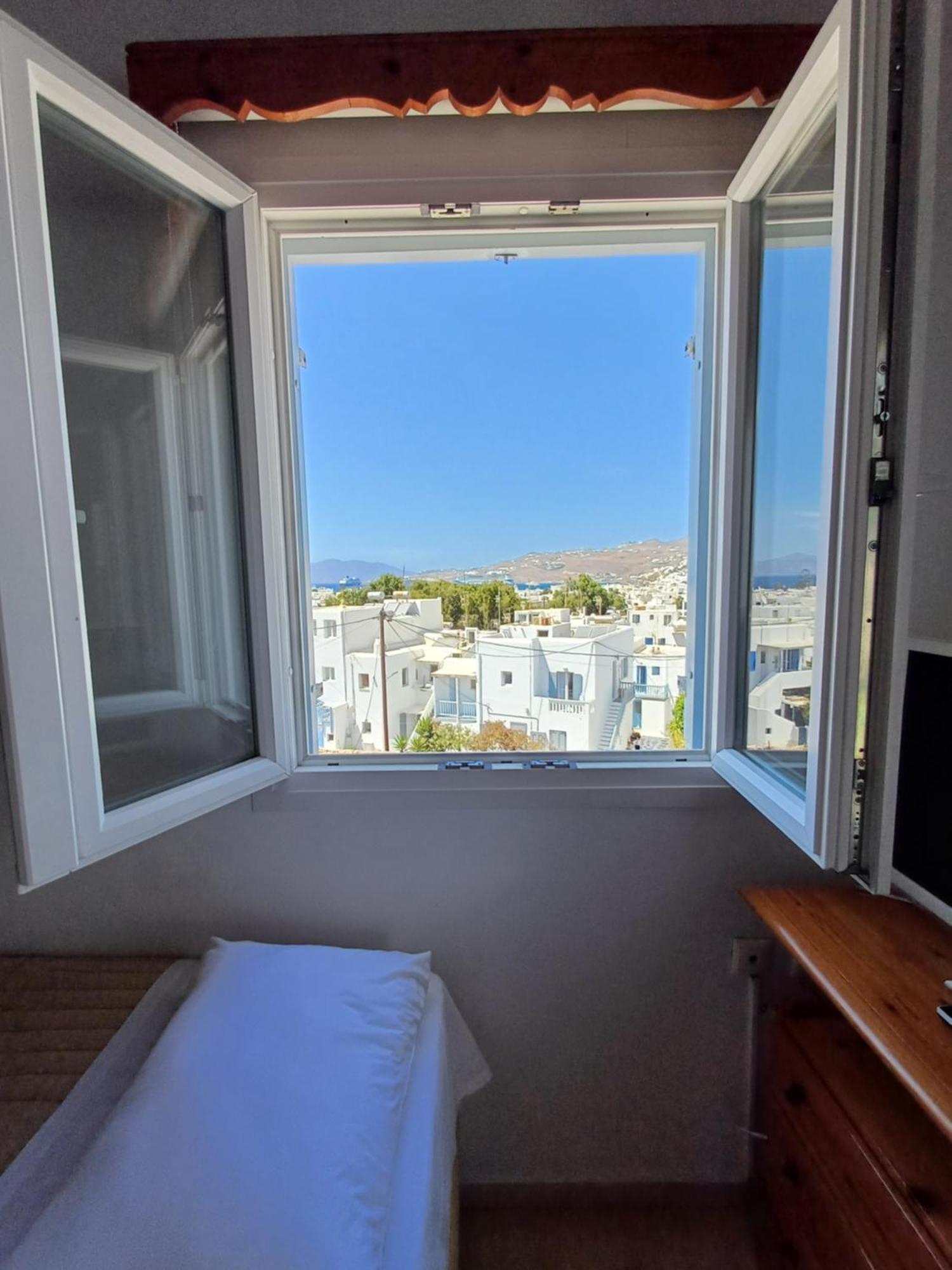 Manos Rooms Mykonos Town Exterior photo