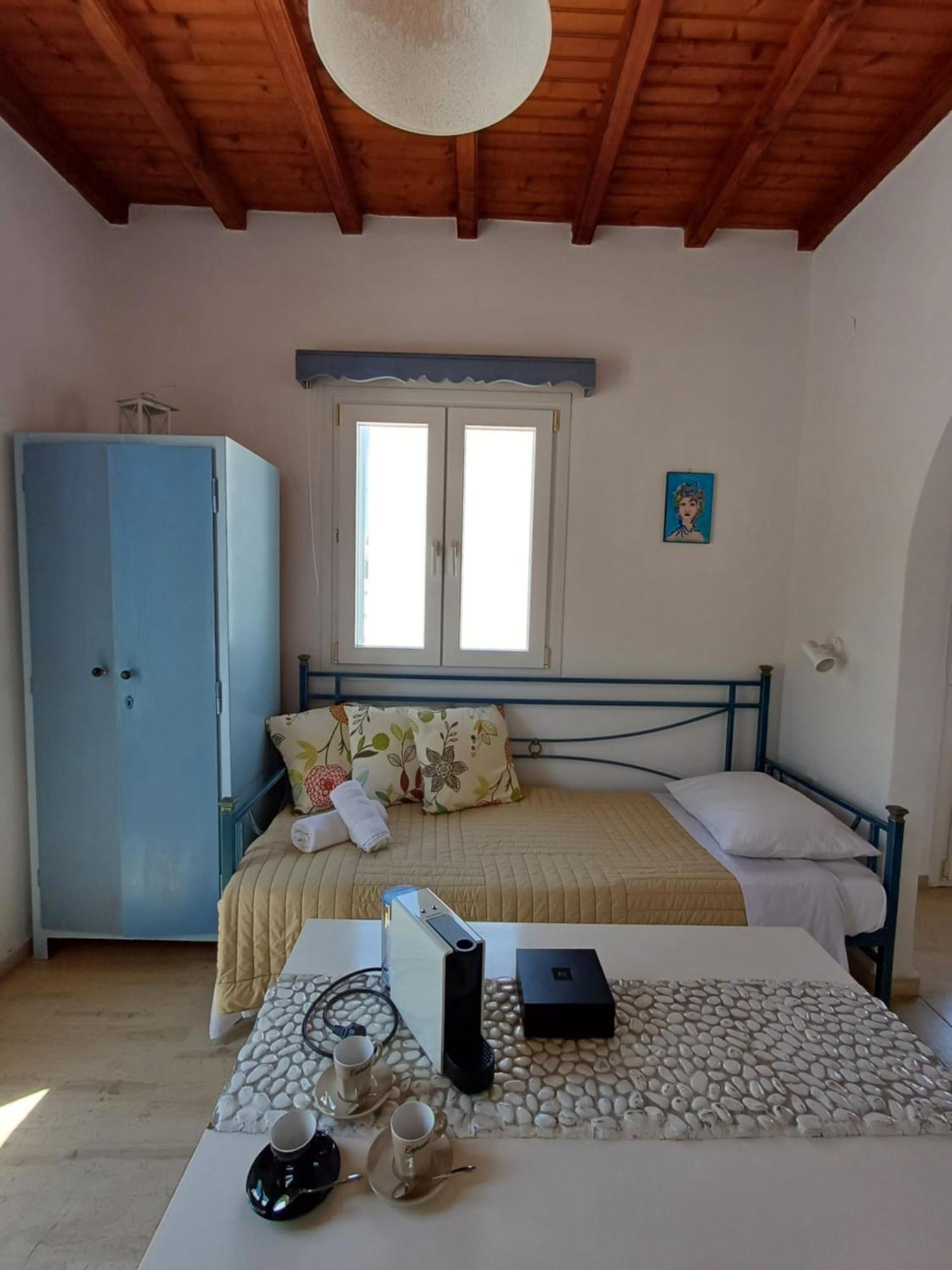 Manos Rooms Mykonos Town Exterior photo