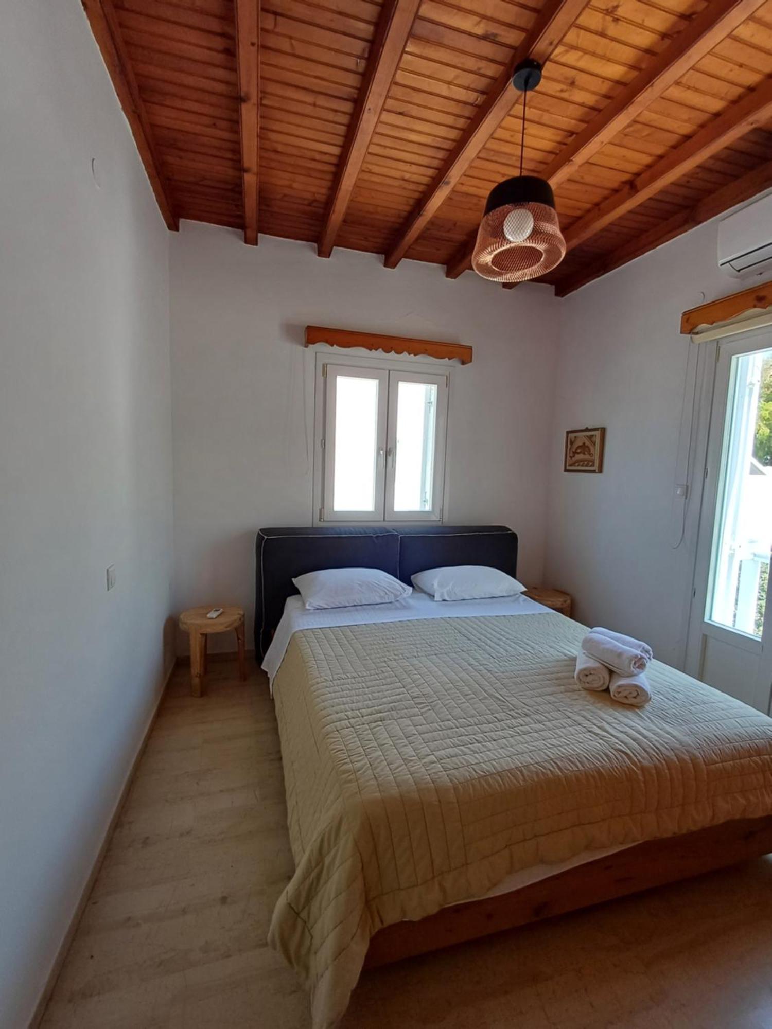 Manos Rooms Mykonos Town Exterior photo