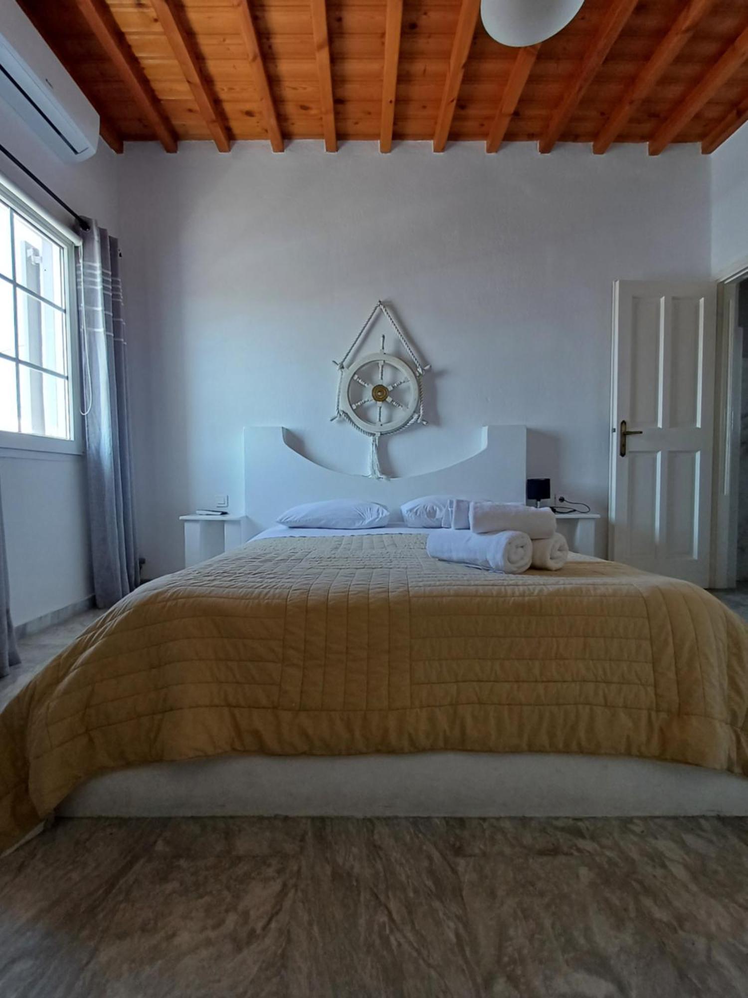 Manos Rooms Mykonos Town Exterior photo