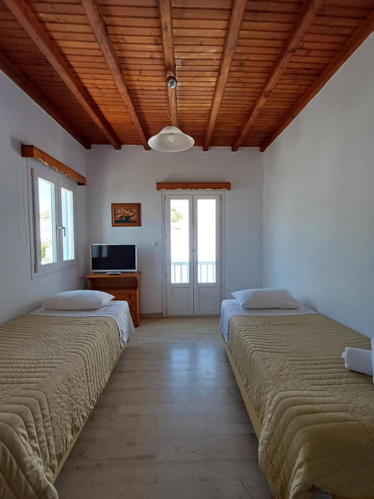 Manos Rooms Mykonos Town Exterior photo