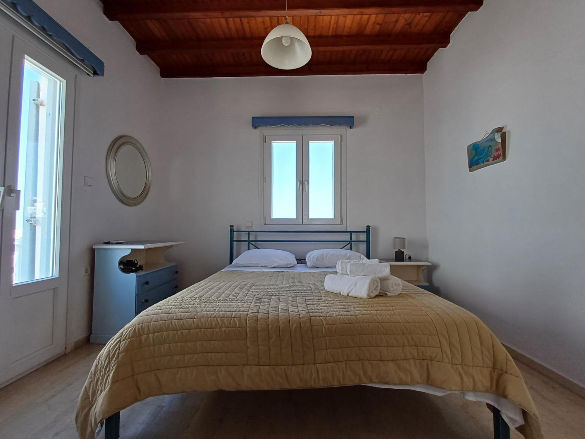 Manos Rooms Mykonos Town Exterior photo