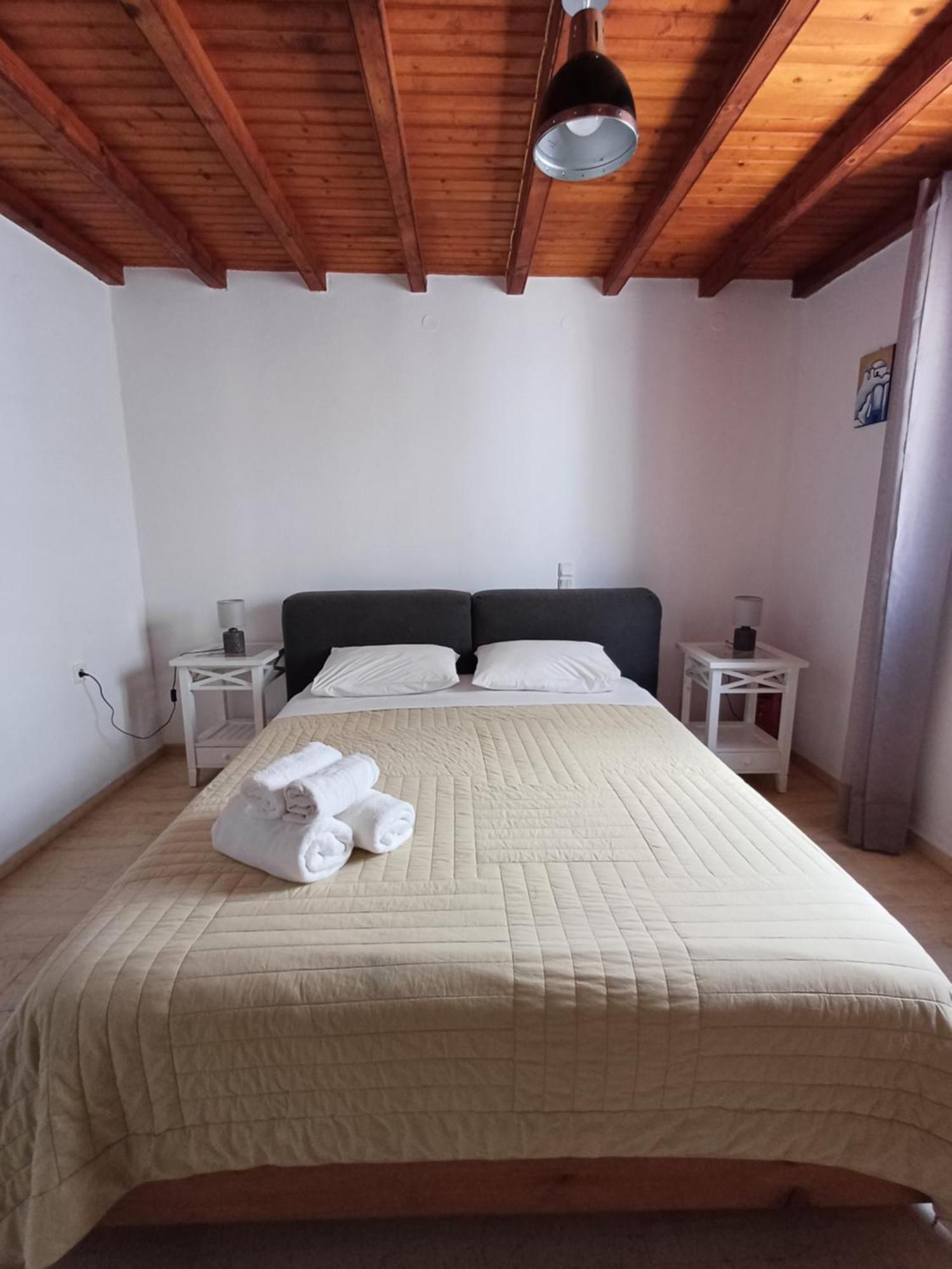 Manos Rooms Mykonos Town Exterior photo