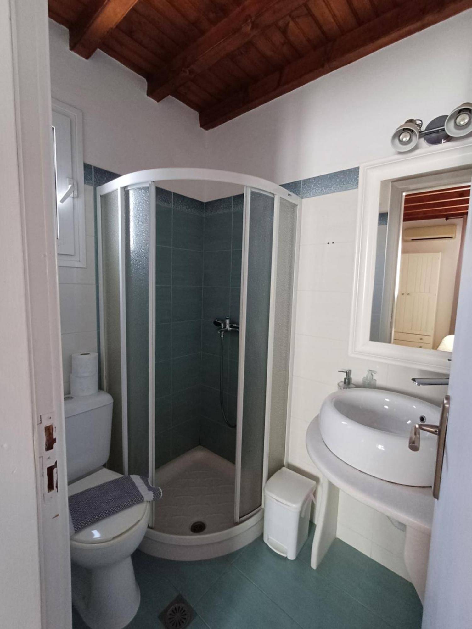 Manos Rooms Mykonos Town Exterior photo