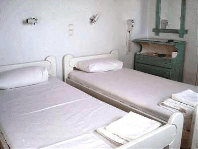Manos Rooms Mykonos Town Exterior photo