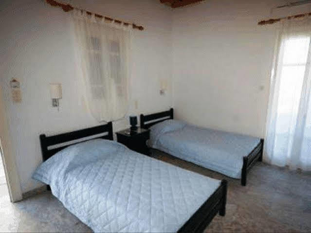 Manos Rooms Mykonos Town Exterior photo